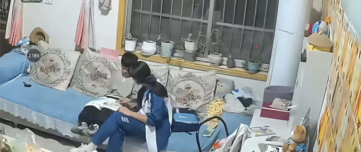 《来自姐姐的捏捏姐姐的爱》姐弟温馨日常事件视频引关注-资源下载看全集高清在线观看-来自姐姐的捏捏姐姐的爱完整版免费播放