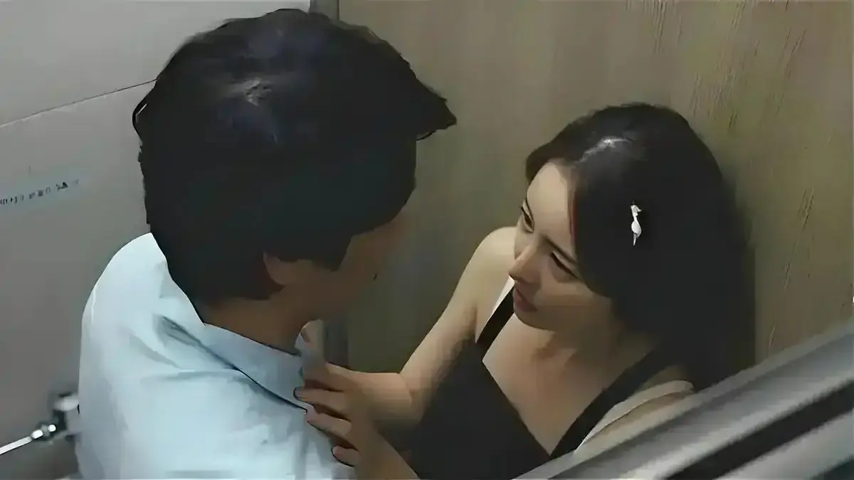 《善良的小姨子》完整版高清播放-韩国伦理片无删减原盘资源-夸克网盘极速下载《善良的小姨子》全集中字