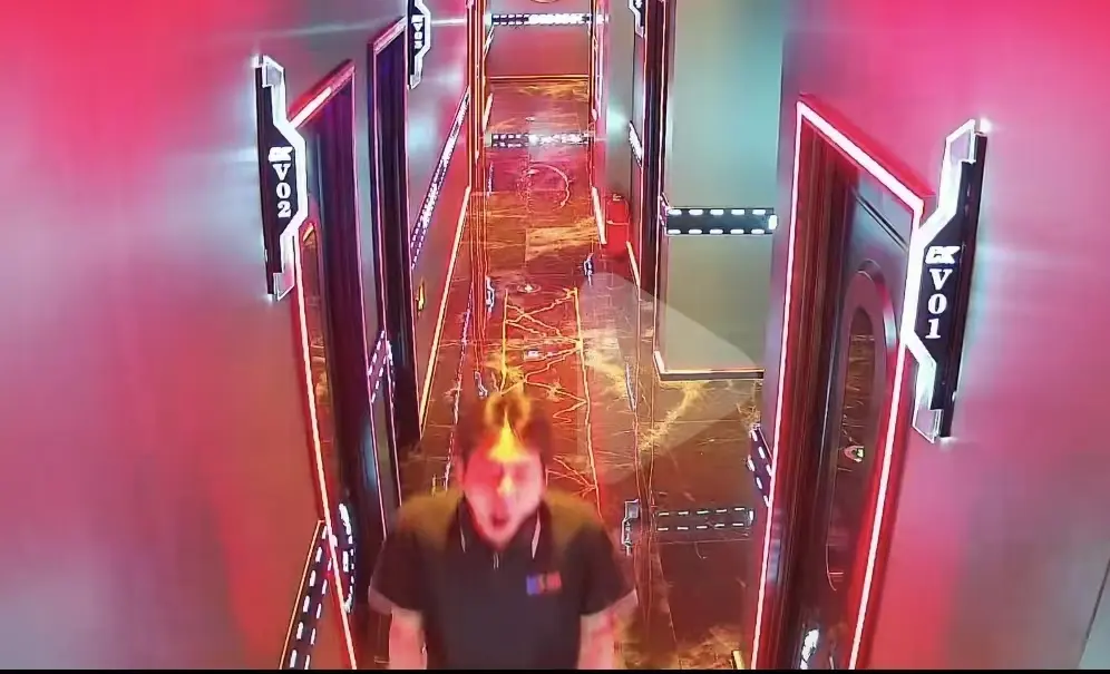 盖州兴隆KTV事件还原 - 全网热议的四楼监控流出 - 高清完整版免费看